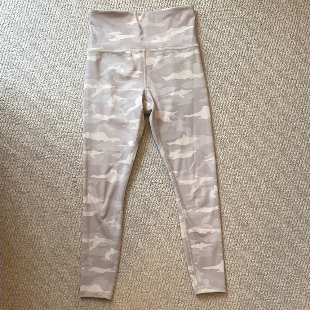 Women’s athleta  Camo Leggings